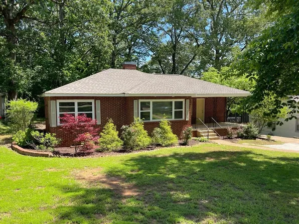 1818 Tune Ave, Florence, AL 35630