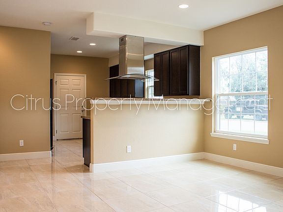 2nd image of 2419 S Shine Ave