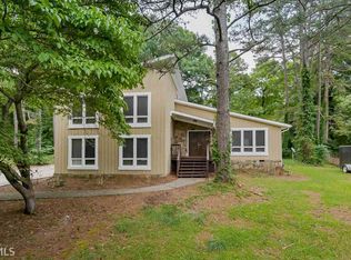 5800 Albans Cir, Lithonia, GA 30058