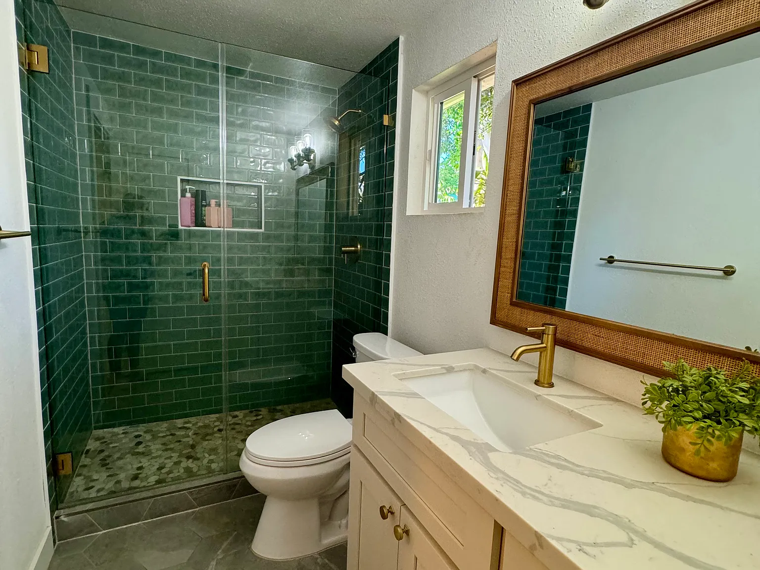 2 bed, 501 sqft, $2,300 — Photo 1
