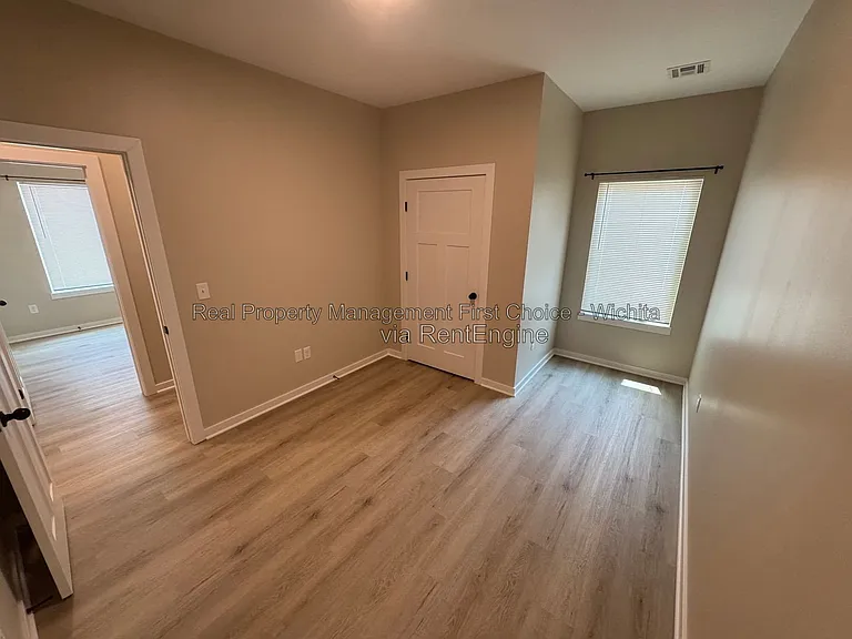 12500 Northstar — Photo 23