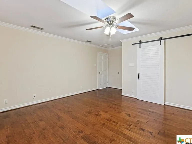 3069 Summit Dr — Photo 18