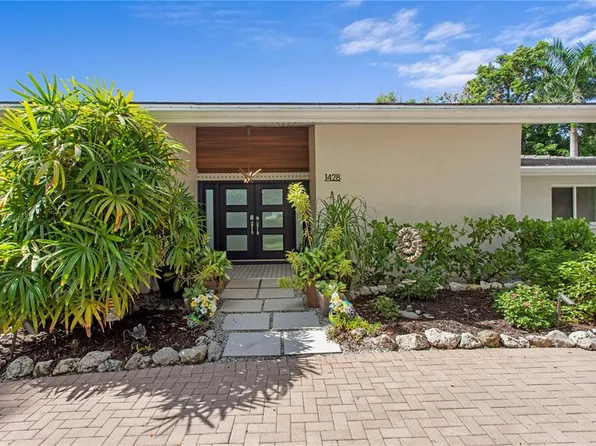 1428 PINE BAY DRIVE, SARASOTA, FL 34231