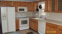 3rd image of 74 E Greenwich Ave