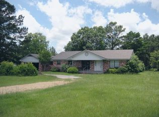 92 Howards Rd, Columbia, MS 39429