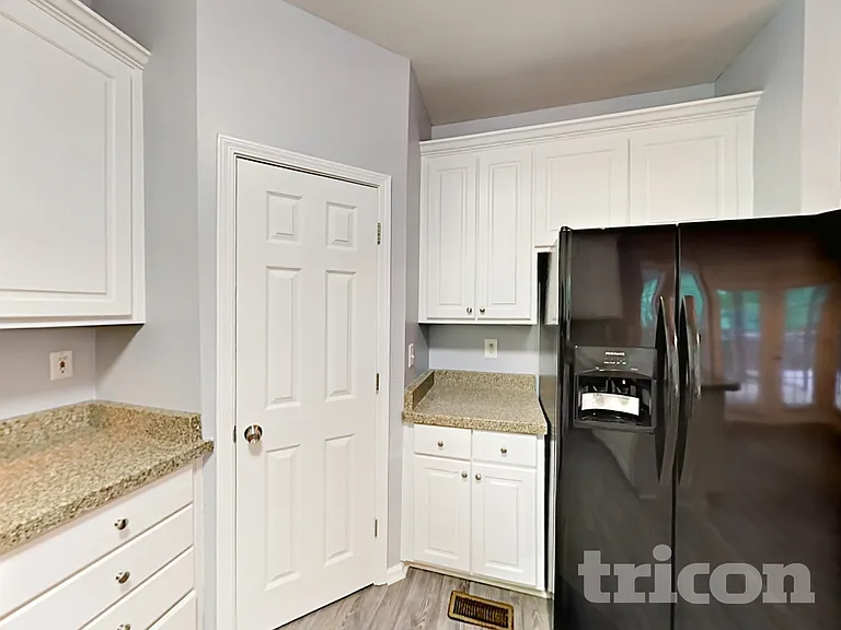 9747 Whitetail Rd — Photo 5