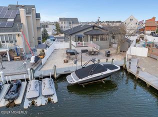 367 Aldo Dr, Toms River, NJ 08753