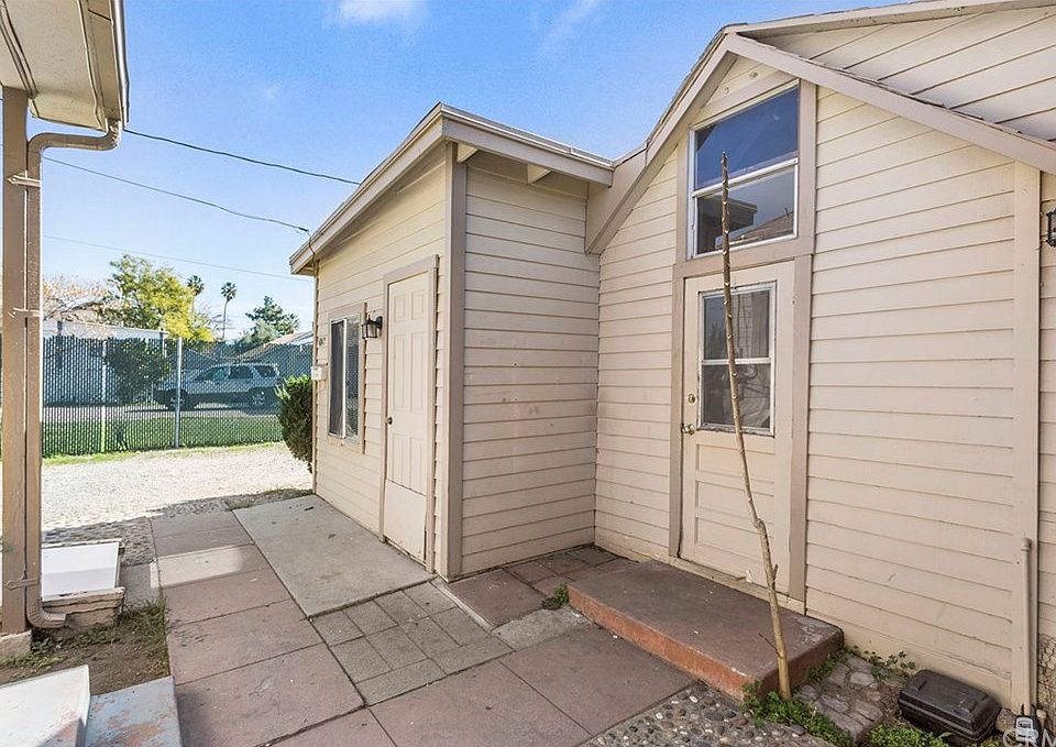 1st image of 213 W Kimball Ave #2