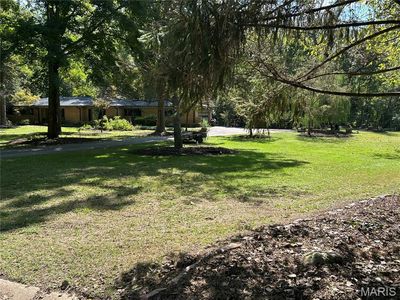 44 Villa Coublay Dr, Saint Louis, MO, 63131