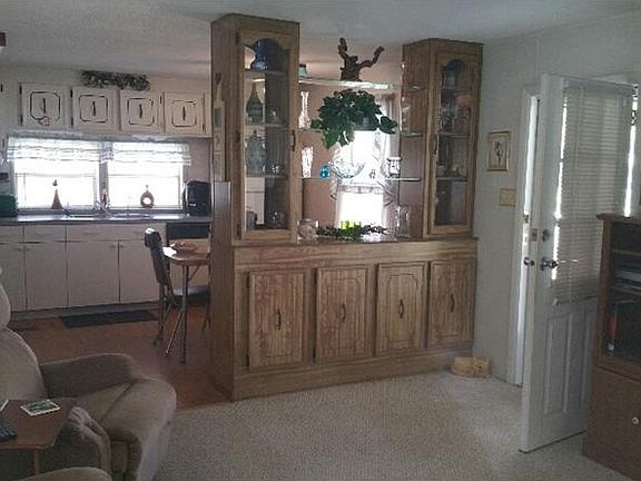 4th image of 10050 Hamp Dr