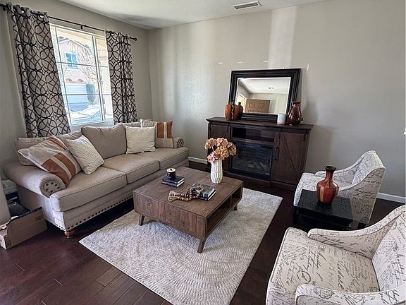 5th image of 11141 Gardenhurst Ct