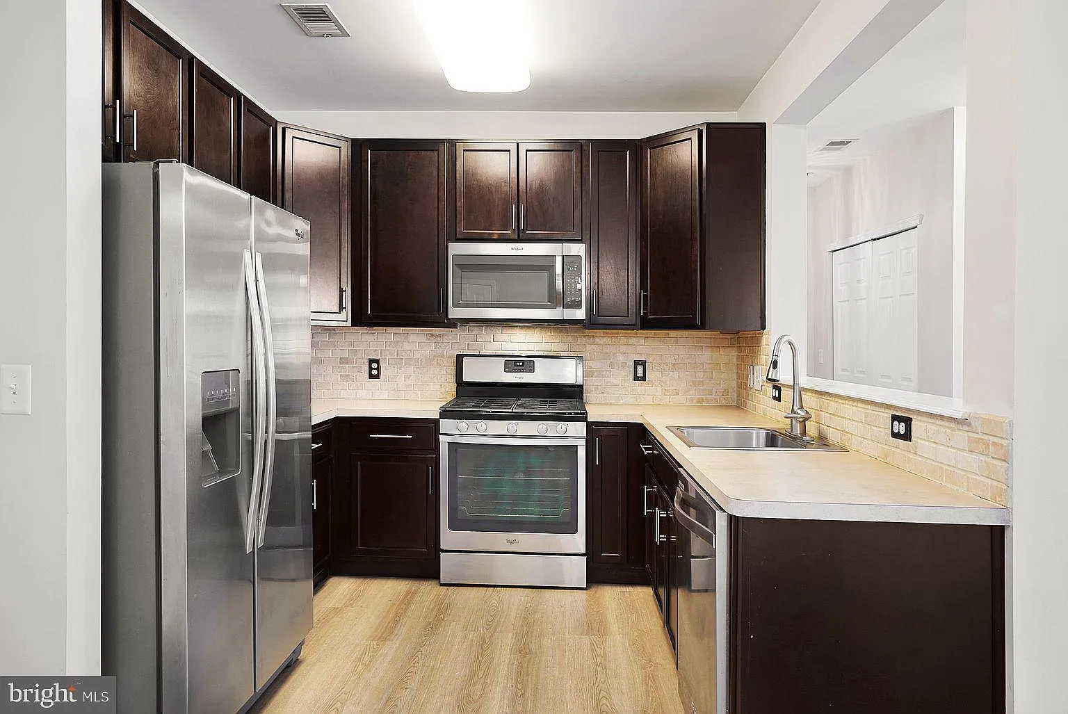 2 bed, 2.0 bath, 1212 sqft, $3,000 — Photo 3