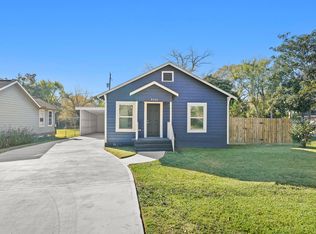 8302 Tavenor Ln, Houston, TX 77075