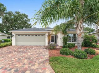 10413 Silver Maple Ave, Oxford, FL 34484