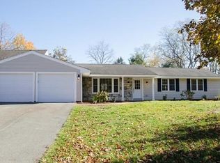 4 Jayne Cir, Peabody, MA 01960