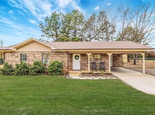 240 Huie St, Clinton, AR 72031