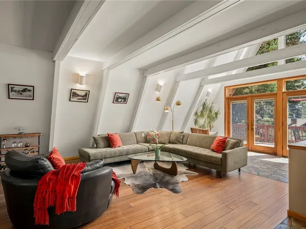 569 N Dyer Cir, Incline Village, NV 89451