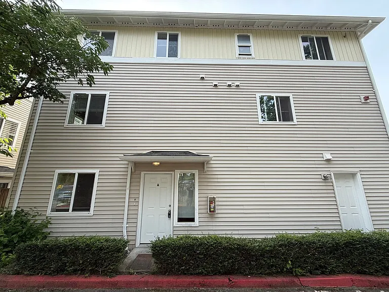 1726 - McArthur Family Trust — Photo 2