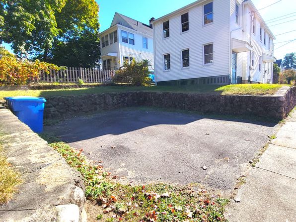 17 Cypress St #1, Bristol, CT 06010
