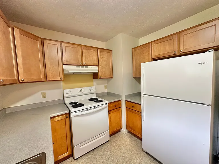310 Iao Valley Rd — Photo 11