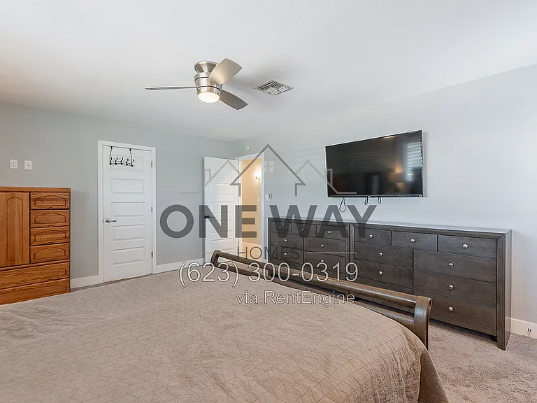 1830 N McAllister Ave — Photo 16