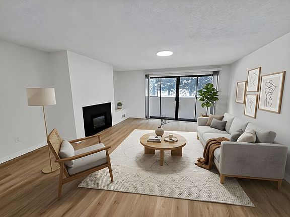 2nd image of 3025 NE 137th St APT 302
