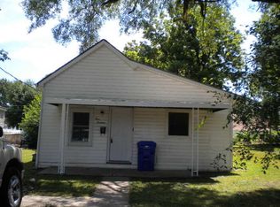 414 N Engineer Ave, Sedalia, MO 65301