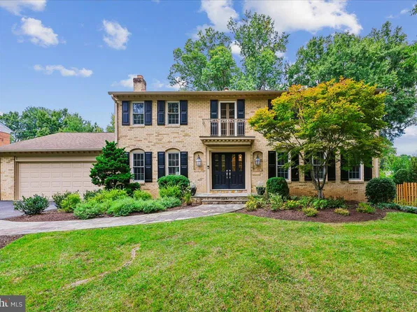 9007 Shad Ln, Potomac, MD 20854