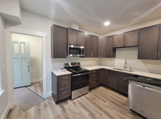 5243 19th Ave NE, Seattle, WA 98105