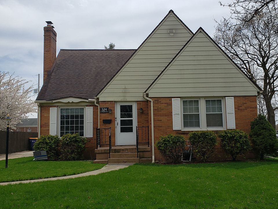 1st image of 524 Marywood Dr NE