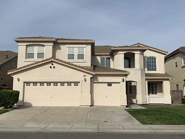 4105 Lamarck Ave photo 1