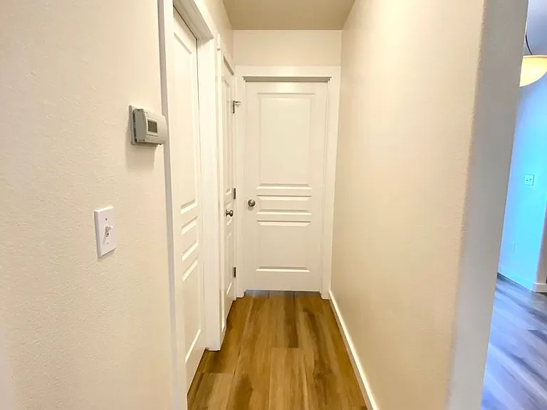 1014 N Manship Ave — Photo 28