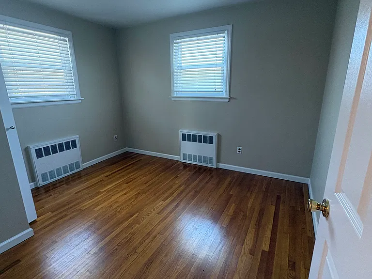 142 Coale Ave #2 — Photo 11