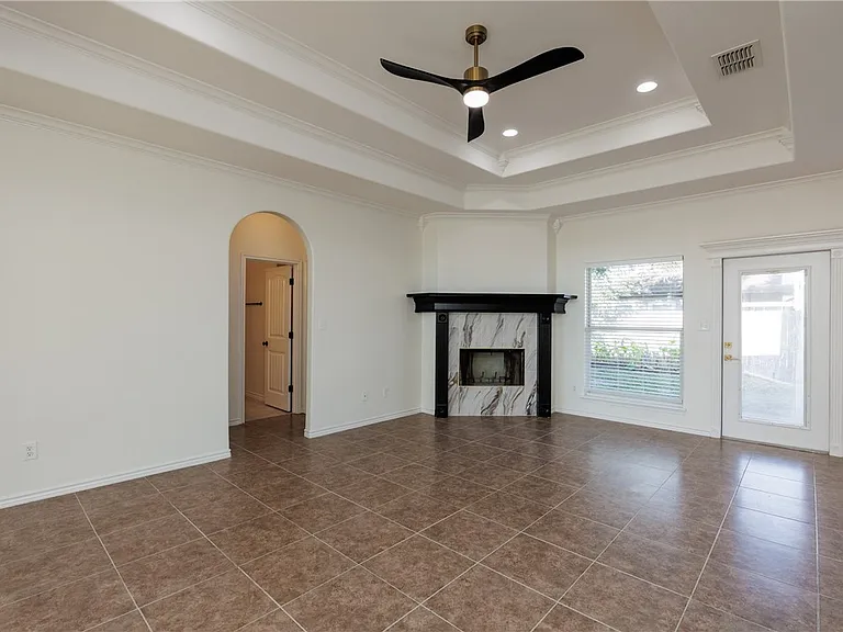 4025 Puget Sound Dr — Photo 3