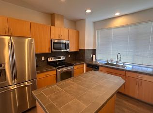 6412 High Point Dr SW, Seattle, WA 98126