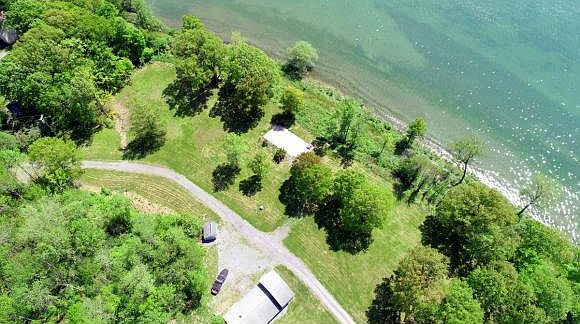 1st image of 37 Cayuga Shores Dr