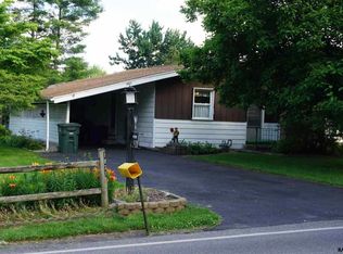 1831 Hilton Ave, Dover, PA