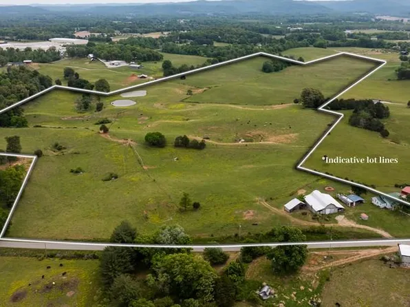 1496 S Bunker Hill Rd, Sparta, TN 38583