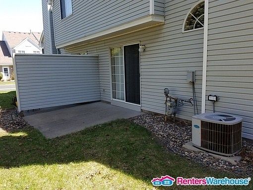 3rd image of 546 Lovell Ave APT 5