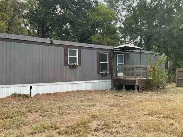 16875 Lakeway Cir, Flint, TX 75762