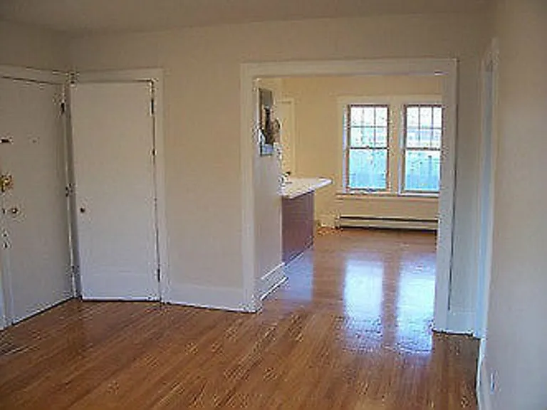 1640 Ontario St #2 — Photo 6