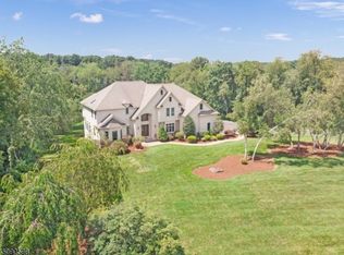12 Kingsbrook Ct, Mendham, NJ 07945