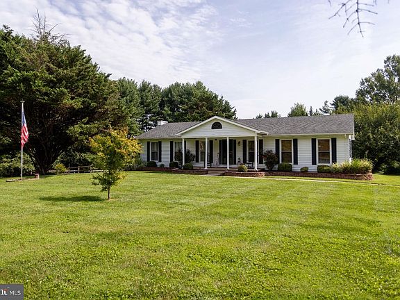 4th image of 3713 Green Spring Rd #D