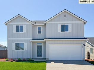356 NE Hunter Dr, Estacada, OR 97023