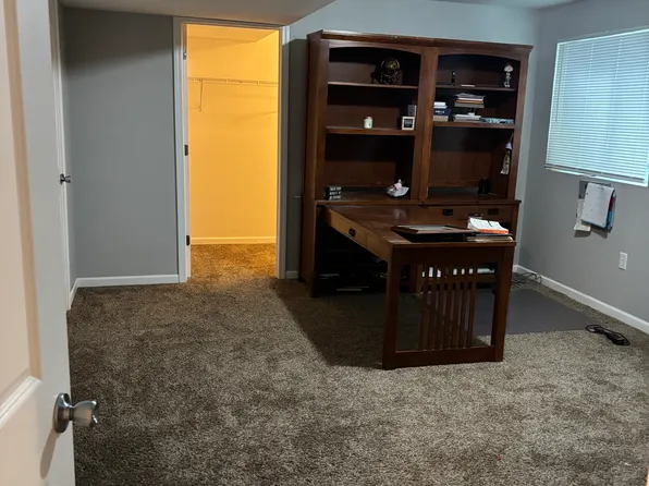 320 N Harris St, Tremont, IL 61568