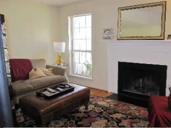 3663 Essex Ave, Atlanta, GA 30339