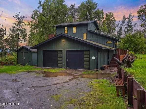 440 W Lone Cub Dr, Wasilla, AK 99654
