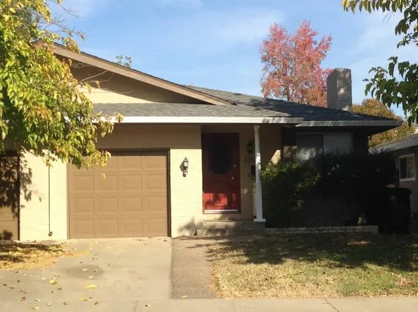 2217 Roselee Way, Sacramento, CA 95825