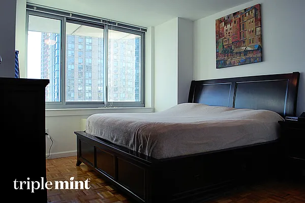 Rented by Triplemint | media 10