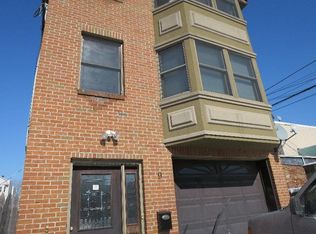 9 W 19th St, Bayonne, NJ 07002